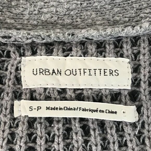 Urban Outfitters Oversized Knit Cardigan Women's Size Small Cotton Blend Stretch - Picture 9 of 10